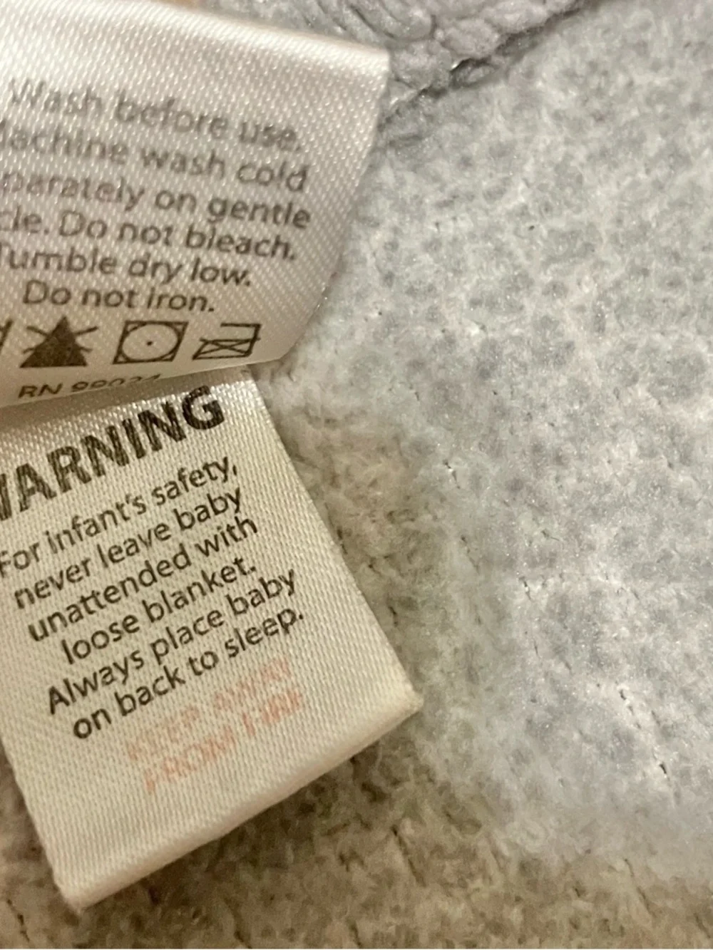 HB Sleep Sack Fleece Grey & White Cloud Print Wearable Blanket Baby Size 18-24 M